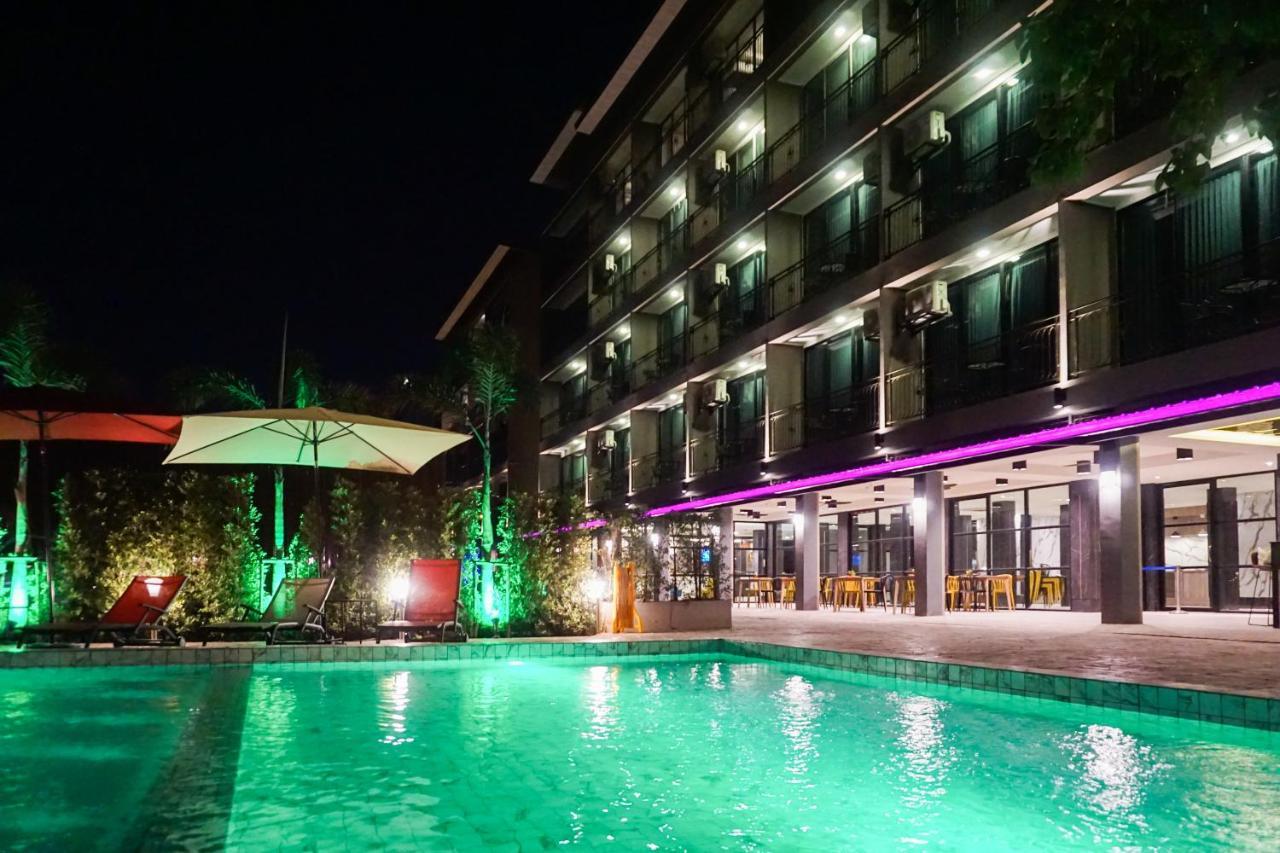 Glow Inn South Pattaya Eksteriør bilde